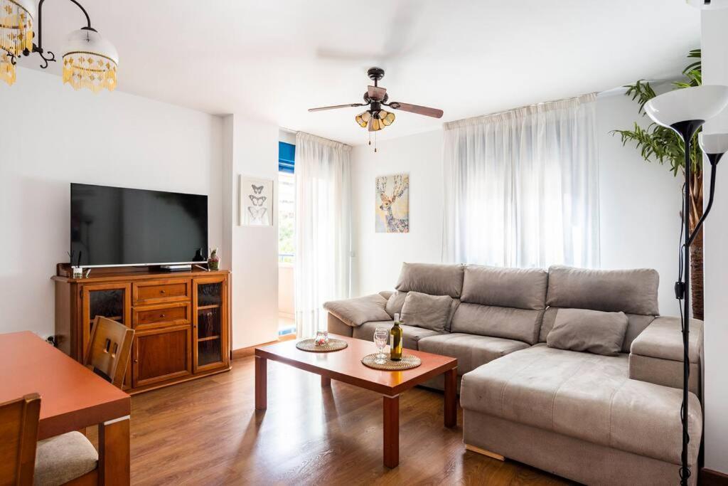 Ayala Beach Apartment Malaga Luaran gambar